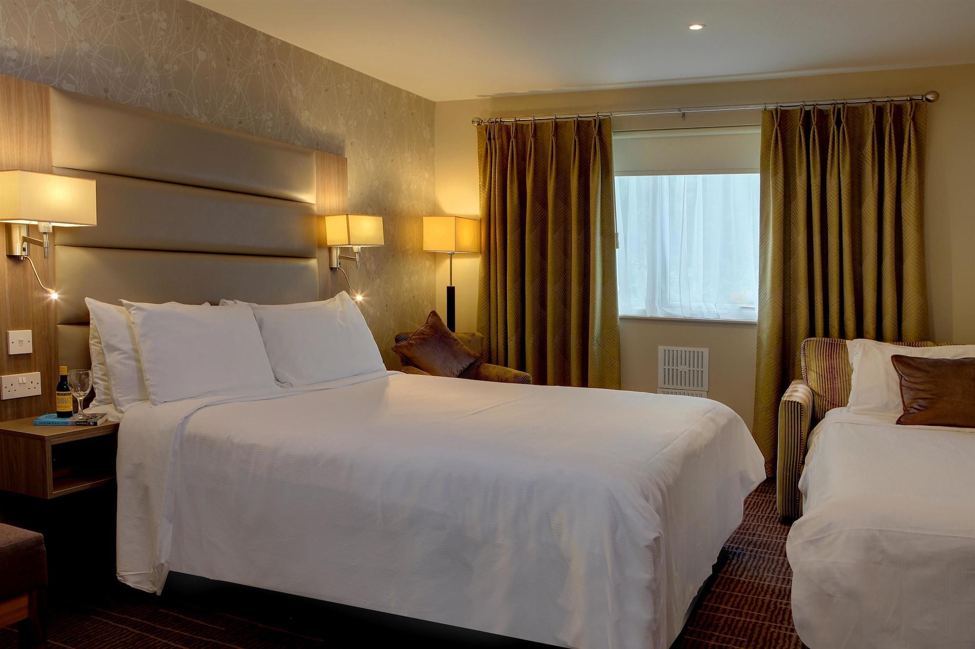 Best Western Pontypool Metro Hotel Exterior foto